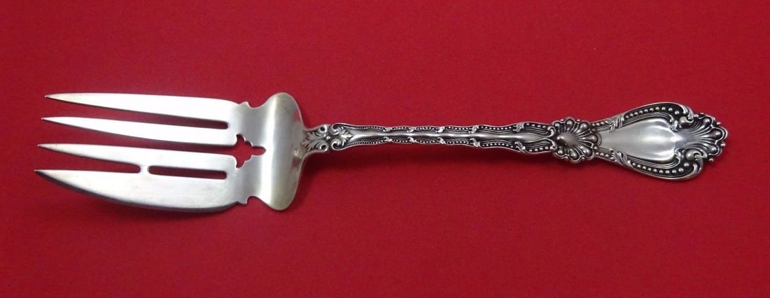 Orient by Alvin Sterling Silver Serving Fork 8.5 Inches: Orient by Alvin Sterling Silver Serving Fork 8.5 Inches This Orient by Alvin serving fork is a beautiful piece crafted from sterling silver, measuring 8 1/2 inches in length. Produced between 1900 and