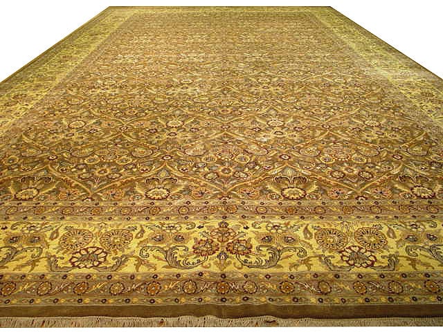 16 x 28.3 Jaipur Wool Area Rug Olive Green Handmade India: 16 x 28.3 Jaipur Wool Area Rug Olive Green Handmade India Free continental US Shipping Enhance your space with the 16' x 28.3' Quality Jaipur Wool Handmade Rug in Olive Green, a perfect blend of tradi