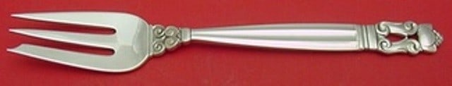 Georg Jensen Acorn Sterling Silver Pastry Fork 3-Tine GI/GJ Mark: Georg Jensen Acorn Sterling Silver Pastry Fork 3-Tine GI/GJ Mark This exquisite pastry fork from the Acorn pattern by Georg Jensen is crafted from high-quality sterling silver. Featuring three tines,