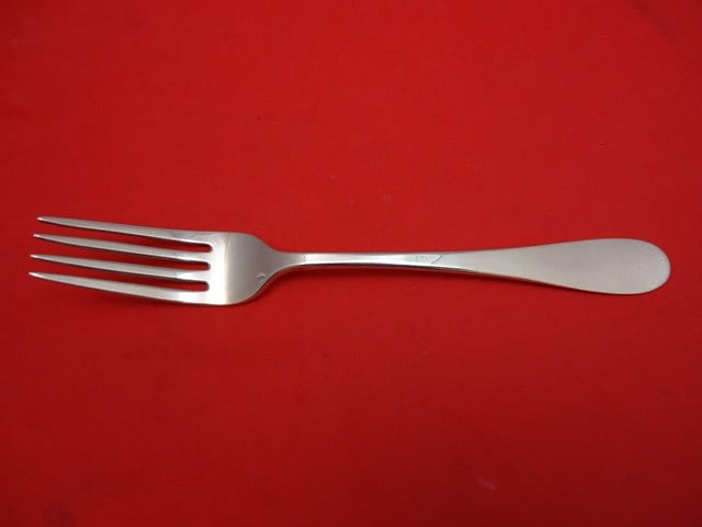 Porter Blanchard Round Sterling Silver Dinner Fork 7 5/8": Porter Blanchard Round Sterling Silver Dinner Fork 7 5/8" Enhance your dining experience with this elegant Round Dinner Fork by Porter Blanchard. Made of high-quality sterling silver, this 7 5/8" fork