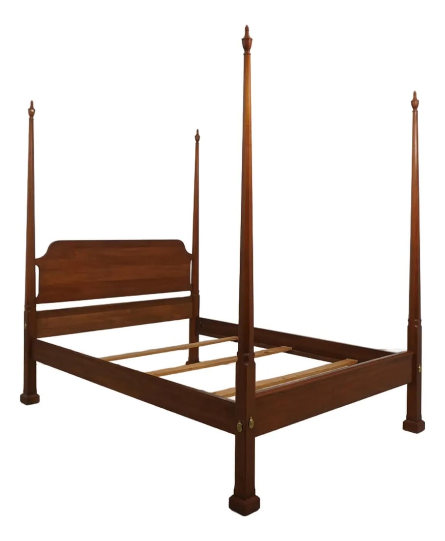 Henkel Harris Cherry Queen Pencil Post Bed Traditional Style: Henkel Harris Cherry Queen Pencil Post Bed Traditional Style This exquisite Henkel Harris Cherry Queen Size Pencil Post Bed showcases timeless traditional style with its elegant pencil point style pos