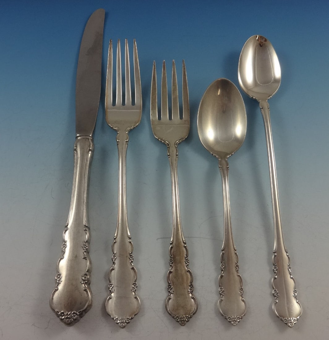 Oneida Martinique Sterling Silver Flatware Set 26 Pieces for 6 with Storage Caddy: Oneida Martinique Sterling Silver Flatware Set 26 Pieces for 6 with Storage Caddy Elevate your dining experience with the Martinique Sterling Silver Flatware Set by Oneida, designed for service of 6.