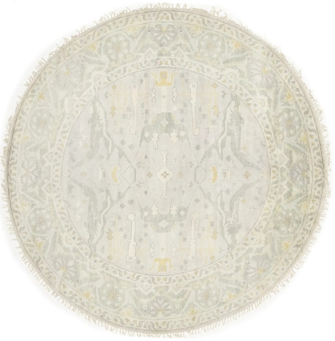 Handmade Round Oriental Wool Rug Floral Design 9' ft Carpet: Handmade Round Oriental Wool Rug Floral Design 9' ft Carpet Transform your space with this exquisite Handmade Round Oushak Oriental Wool Rug, featuring a stunning floral design. Measuring 8'11" in dia