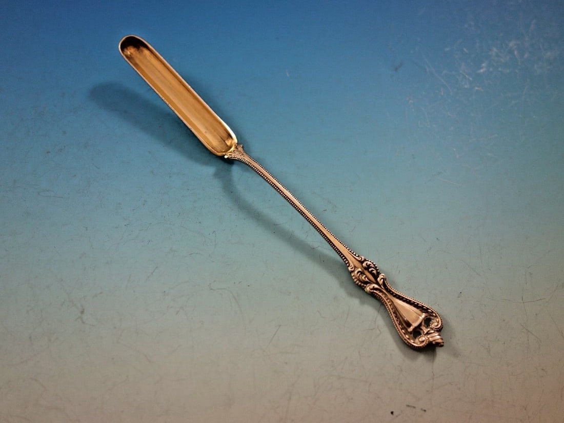 Towle Old Colonial Sterling Silver Marrow Scoop Gold Wash 5.5 Inches: Towle Old Colonial Sterling Silver Marrow Scoop Gold Wash 5.5 Inches This exquisite marrow scoop from the Old Colonial pattern by Towle is made of sterling silver and features a beautiful gold wash fi