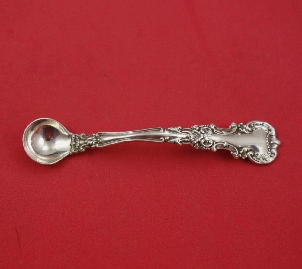 International Sterling Silver Avalon Mustard Ladle Custom Made 4.5": International Sterling Silver Avalon Mustard Ladle Custom Made 4.5" This custom-made mustard ladle from the Avalon pattern by International is crafted from high-quality sterling silver. Measuring 4 1/