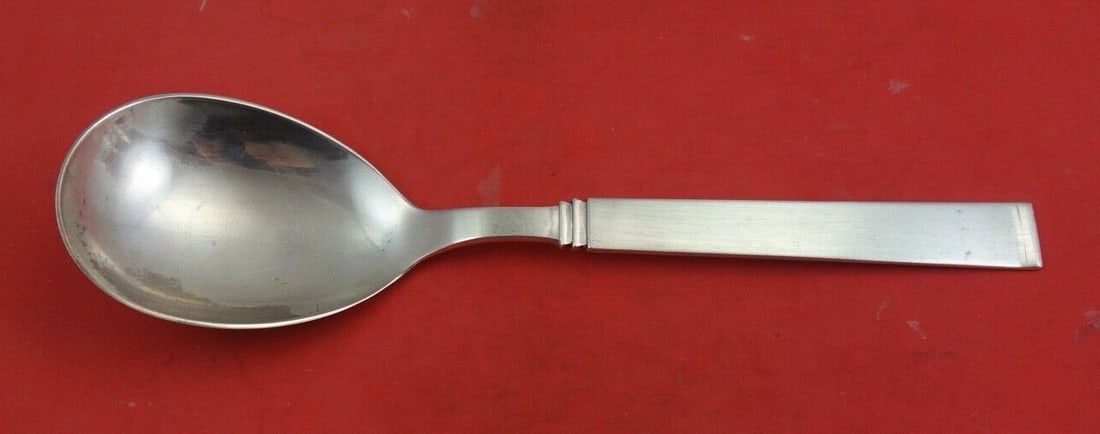 W & S Sorensen Funkis III Sterling Silver Berry Spoon 9 5/8 Inches: W & S Sorensen Funkis III Sterling Silver Berry Spoon 9 5/8 Inches This exquisite Funkis III serving spoon by W & S Sorensen is crafted from high-quality sterling silver. Measuring 9 5/8 inches, this