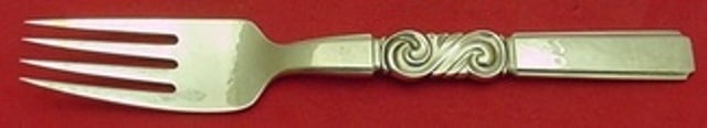 Georg Jensen Scroll Sterling Silver Dinner Fork 7 1/8 Inches: Georg Jensen Scroll Sterling Silver Dinner Fork 7 1/8 Inches This exquisite dinner fork, measuring 7 1/8 inches, is part of the Scroll pattern by renowned designer Georg Jensen. Crafted from high-qual