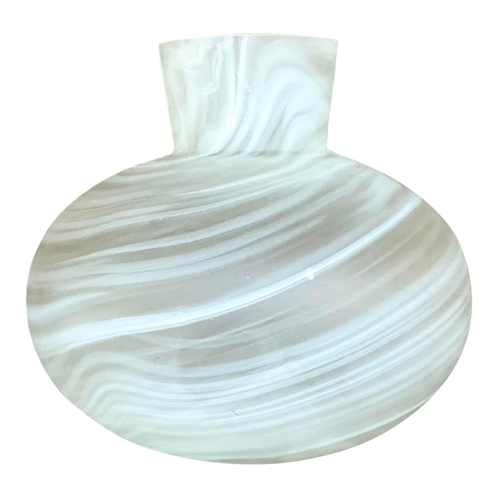 Vintage Vietri Murano Inspired Art Glass Vase White 12x12: Vintage Vietri Murano Inspired Art Glass Vase White 12x12 This Vintage Italian Art Glass Vase, inspired by the renowned Murano style and crafted by Vietri, is a perfect blend of timeless artistry and