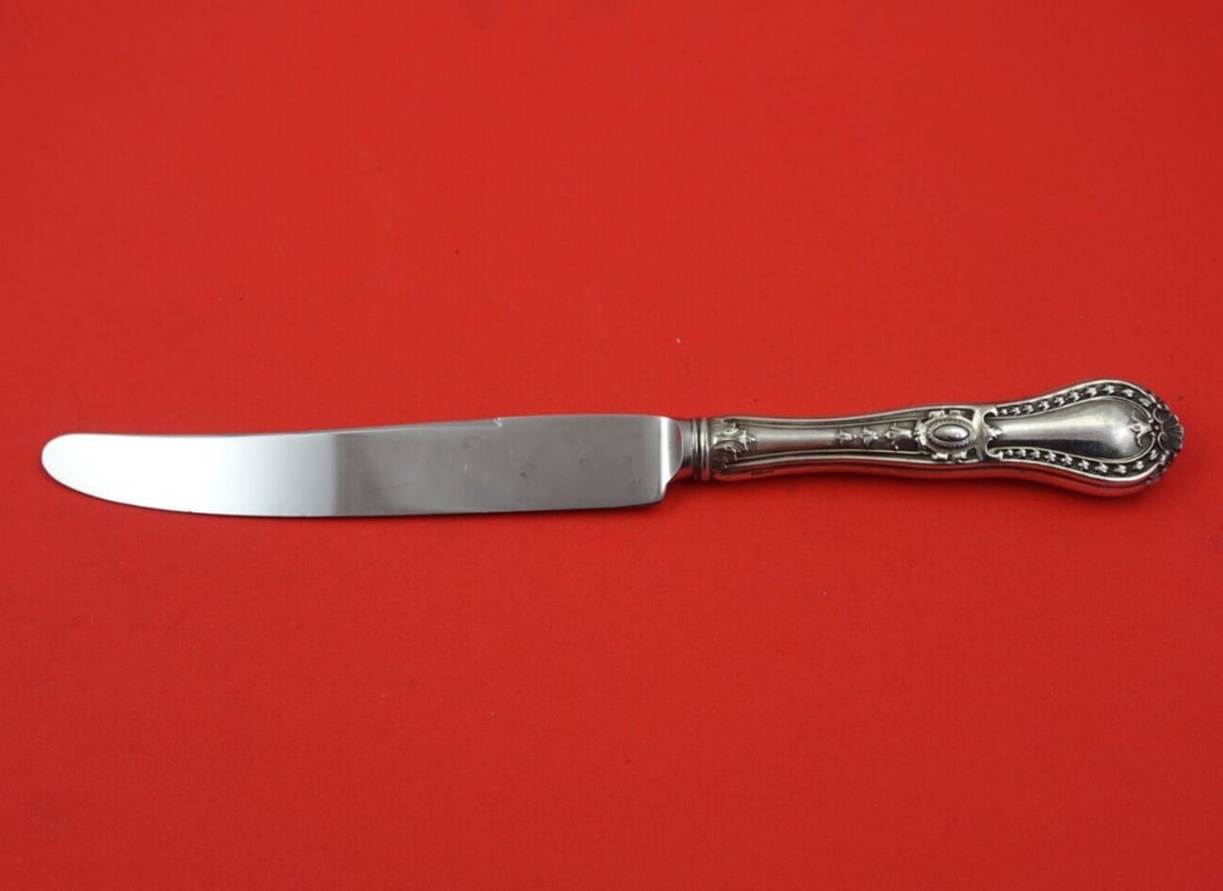 Pesa Emperatriz Sterling Silver Dinner Knife 9 5/8 Inch: Pesa Emperatriz Sterling Silver Dinner Knife 9 5/8 Inch This exquisite dinner knife from the Emperatriz pattern by Pesa is crafted from sterling silver with a hollow handle and a durable stainless ste