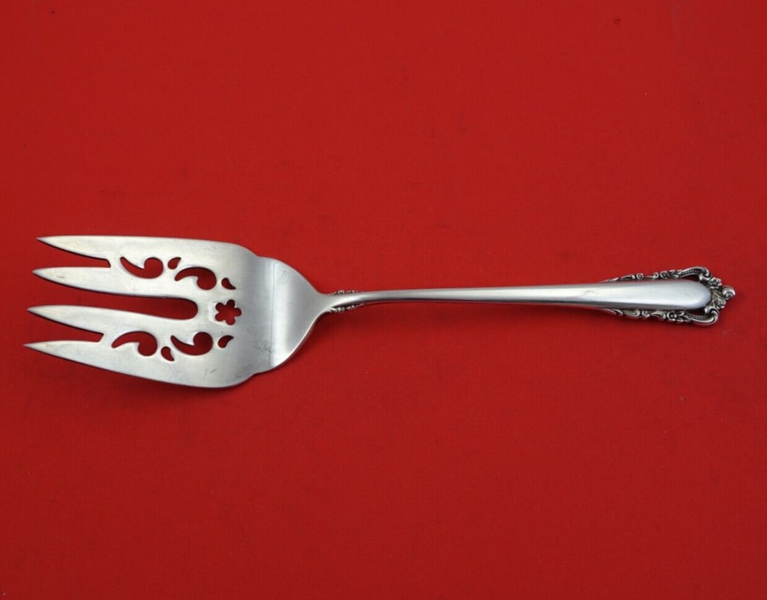 Lunt Carillon Sterling Silver Cold Meat Fork 8 1/8 Inch Serving Piece: Lunt Carillon Sterling Silver Cold Meat Fork 8 1/8 Inch Serving Piece This exquisite cold meat fork from the Carillon pattern by Lunt is crafted from sterling silver, measuring 8 1/8 inches. Designed