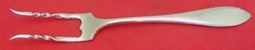 Towle Lafayette Sterling Silver Baked Potato Fork 7.5 Custom Made: Towle Lafayette Sterling Silver Baked Potato Fork 7.5 Custom Made Enhance your dining experience with this exquisite Lafayette by Towle Sterling Silver Baked Potato Fork. Measuring 7 1/2" in length, t