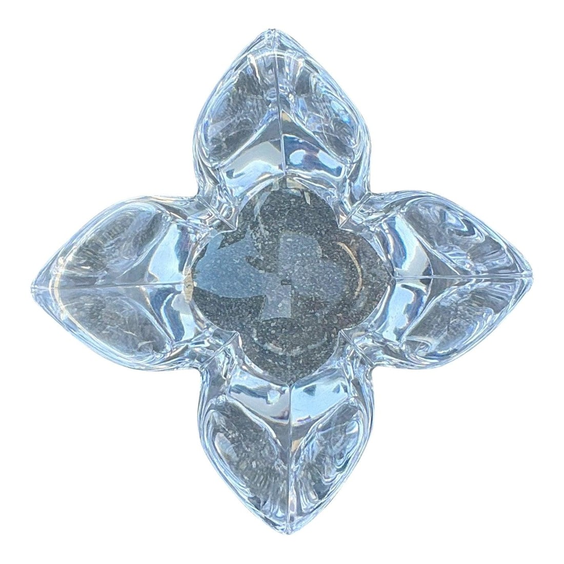 Vintage Orrefors Lotus Bowl by Lars Hellsten: Vintage Orrefors Lotus Bowl by Lars Hellsten Illuminate your space with the icy brilliance of this vintage crystal bowl by Orrefors, featuring the iconic "Lotus" design attributed to renowned Swedish