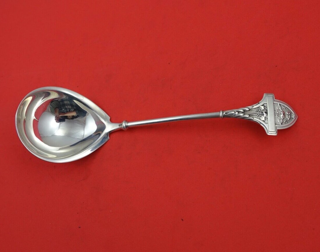 Gorham Ivy Sterling Silver Gravy Ladle 8 1/4 Inches: Gorham Ivy Sterling Silver Gravy Ladle 8 1/4 Inches This elegant gravy ladle from the Ivy pattern by Gorham is crafted from high-quality sterling silver. Measuring a generous 8 1/4 inches, it is perfe