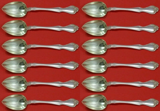 Westmorland George & Martha Sterling Silver Grapefruit Spoon Set 12pc: Westmorland George & Martha Sterling Silver Grapefruit Spoon Set 12pc Introducing the exquisite George & Martha Grapefruit Spoon Custom Set by Westmorland, featuring a total of 12 finely crafted sterl