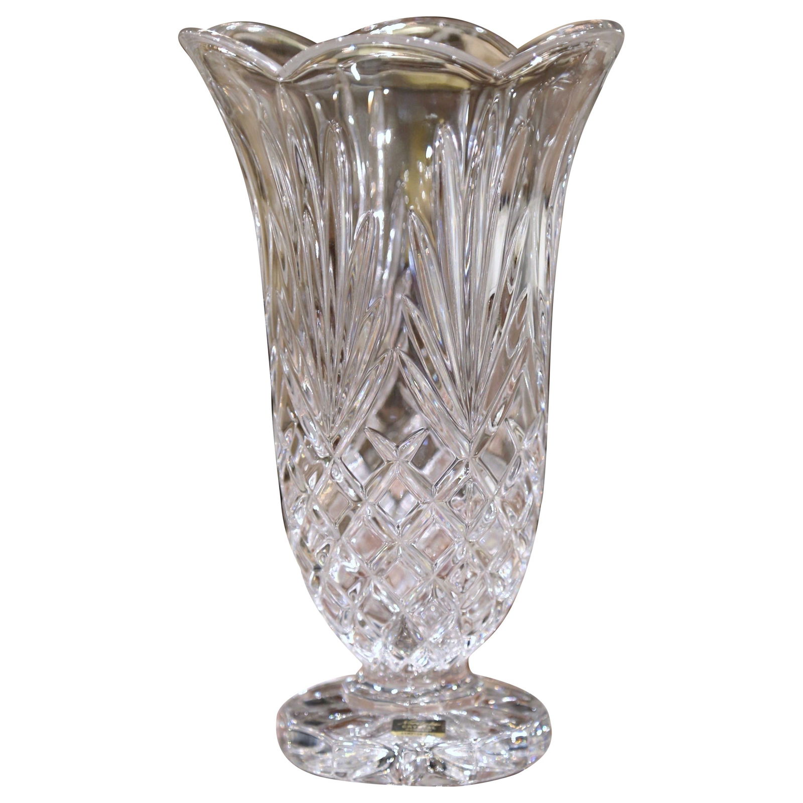 German Crystal Vase with Etched Geometric and Leaf Designs Attributed to Noritake: German Crystal Vase with Etched Geometric and Leaf Designs Attributed to Noritake This mid-century German crystal vase by Noritake features elegant etched geometric and leaf motifs. Crafted circa 1970