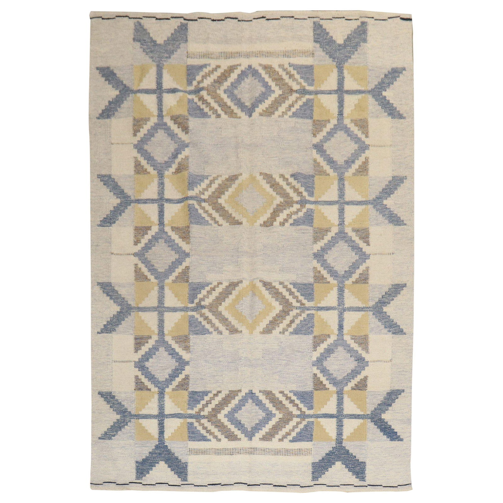 Mid-20th Century Abstract Swedish Kilim Hand-Knotted Wool 62 x 94: Mid-20th Century Abstract Swedish Kilim Hand-Knotted Wool 62 x 94 This stunning Abstract Swedish Kilim showcases the elegance of Scandinavian Modern design. Hand-knotted with high-quality wool, this p