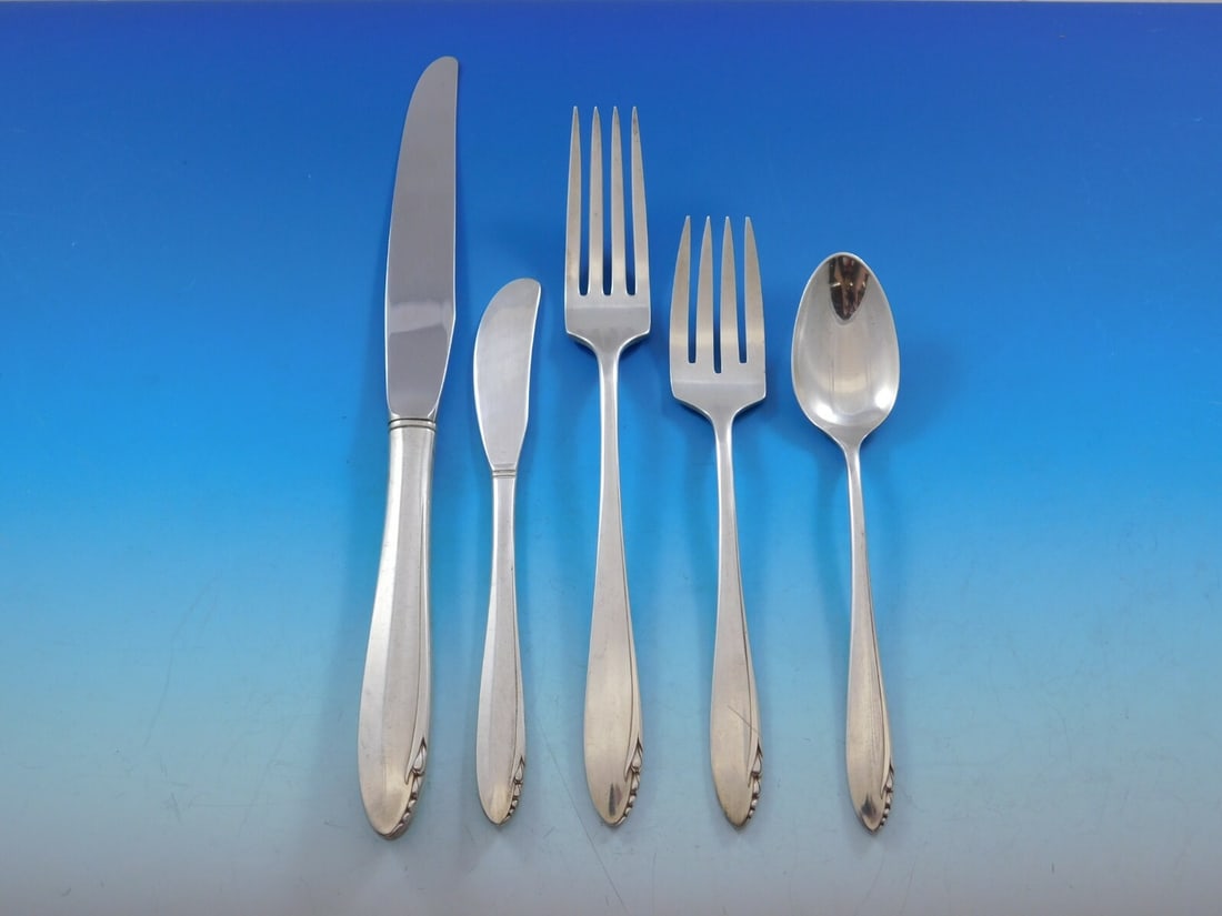 Oneida Lasting Spring Sterling Silver Flatware Set 46 pcs Service for 8: Oneida Lasting Spring Sterling Silver Flatware Set 46 pcs Service for 8 Introducing the Lasting Spring Sterling Silver Flatware Set by Oneida, a stunning service for 8 that showcases a timeless mid-ce