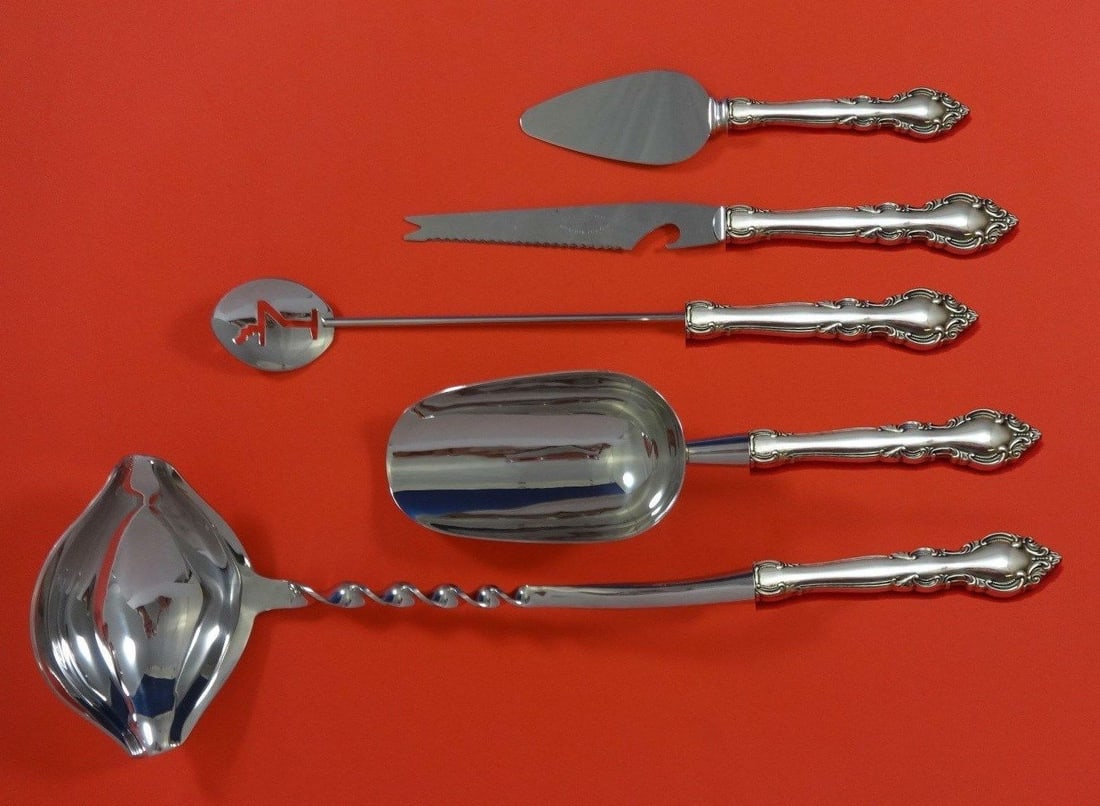 Lunt Malvern Sterling Silver 5pc Cocktail Serving Set Custom Made: Lunt Malvern Sterling Silver 5pc Cocktail Serving Set Custom Made Elevate your cocktail gatherings with this exquisite Malvern by Lunt Sterling Silver Cocktail Party Bar Serving Set. This custom-made,