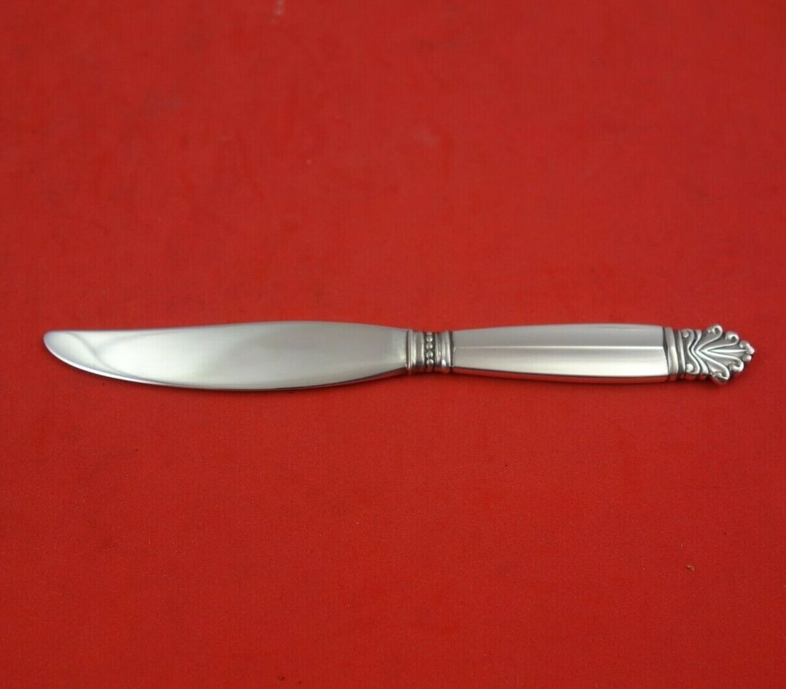 Georg Jensen Acanthus Sterling Silver Baby Knife 4 3/8 inches: Georg Jensen Acanthus Sterling Silver Baby Knife 4 3/8 inches This exquisite baby knife is crafted from sterling silver and features the elegant Acanthus pattern by Georg Jensen. Measuring 4 3/8 inche