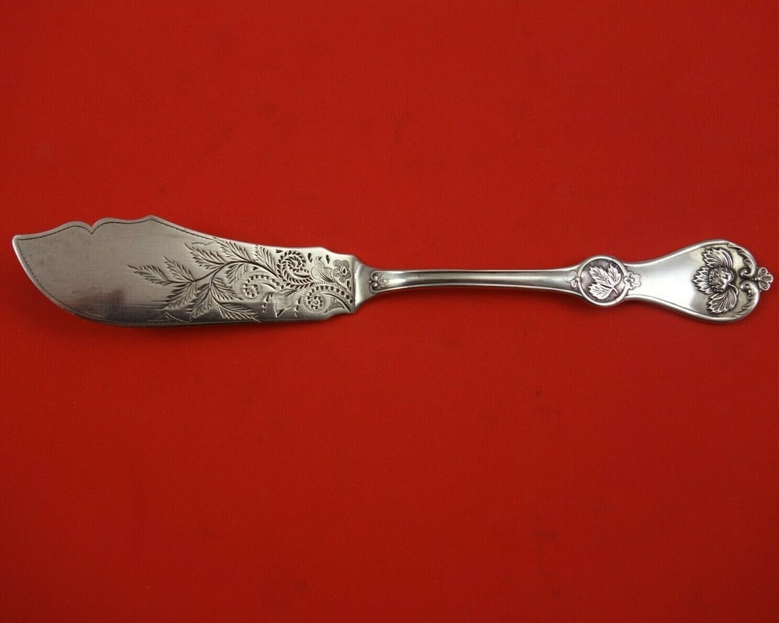 Durgin Strawberry Coin Silver Master Butter Knife 6 3/4 Bright-Cut: Durgin Strawberry Coin Silver Master Butter Knife 6 3/4 Bright-Cut This exquisite Strawberry Master Butter Knife, crafted by Durgin from coin silver, showcases a beautiful bright-cut design. Dating ba