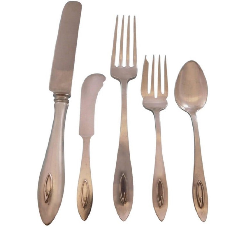 Shreve Sterling Silver Buckingham Narrow Flatware Set 35 Pieces Arts & Crafts: Shreve Sterling Silver Buckingham Narrow Flatware Set 35 Pieces Arts & Crafts Discover the elegance of the Buckingham Narrow Sterling Silver Flatware Set, crafted by Shreve & Co. This exquisite 35-pie