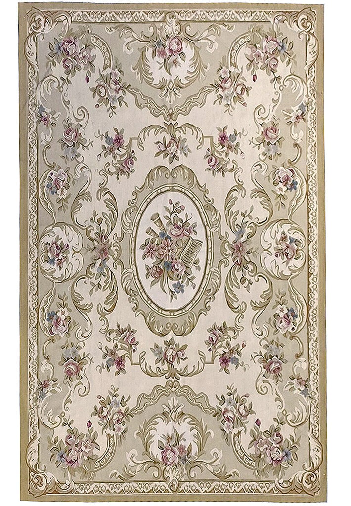 Elegant 6 x 9.3 French Aubusson Flat Weave Rug: Elegant 6 x 9.3 French Aubusson Flat Weave Rug Free continental US Shipping Enhance your living space with this exquisite 6 x 9.3 Flat Weave French Aubusson Rug. Crafted with care, this rug showcases