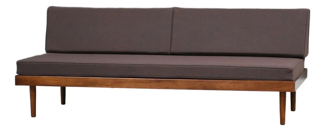 1950s Walnut Mid Century Daybed Sofa with New Fabric: 1950s Walnut Mid Century Daybed Sofa with New Fabric This stunning mid-century modern walnut daybed sofa features a vibrant new purple and orange fabric that beautifully complements its warm brown wal