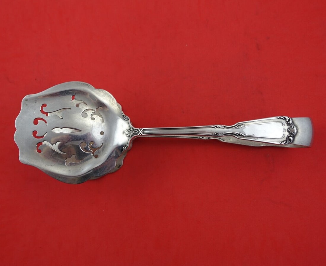 Reed and Barton Chambord Sterling Silver 9 Inch Sandwich Tong: Reed and Barton Chambord Sterling Silver 9 Inch Sandwich Tong Serve your favorite sandwiches with elegance using the Chambord Sterling Silver Sandwich Tong by Reed and Barton. This exquisite serving p