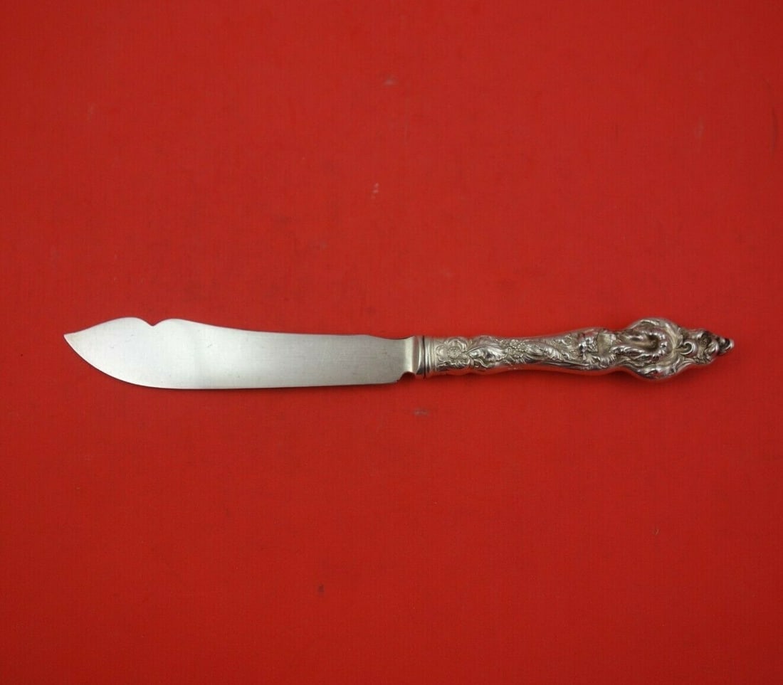 Reed and Barton Les Six Fleurs Sterling Silver Fish Knife 9 Rare: Reed and Barton Les Six Fleurs Sterling Silver Fish Knife 9 Rare This exquisite Les Six Fleurs fish knife, crafted by Reed and Barton, showcases the elegance of sterling silver with a hollow handle an
