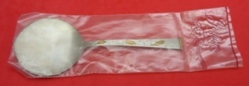 Gorham Golden Wheat Sterling Silver Cucumber Server 6.5 Inch New: Gorham Golden Wheat Sterling Silver Cucumber Server 6.5 Inch New This exquisite Golden Wheat cucumber server by Gorham is crafted in sterling silver and measures 6 1/2 inches. The server features the
