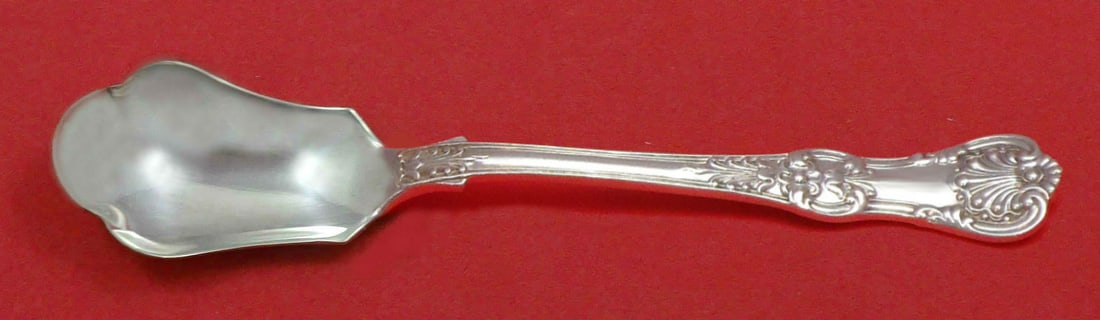 Tiffany & Co English King Sterling Silver Relish Scoop 5 7/8 inches: Tiffany & Co English King Sterling Silver Relish Scoop 5 7/8 inches This exquisite relish scoop is a custom piece from Tiffany & Co., crafted in the elegant English King pattern. Made from high-qualit