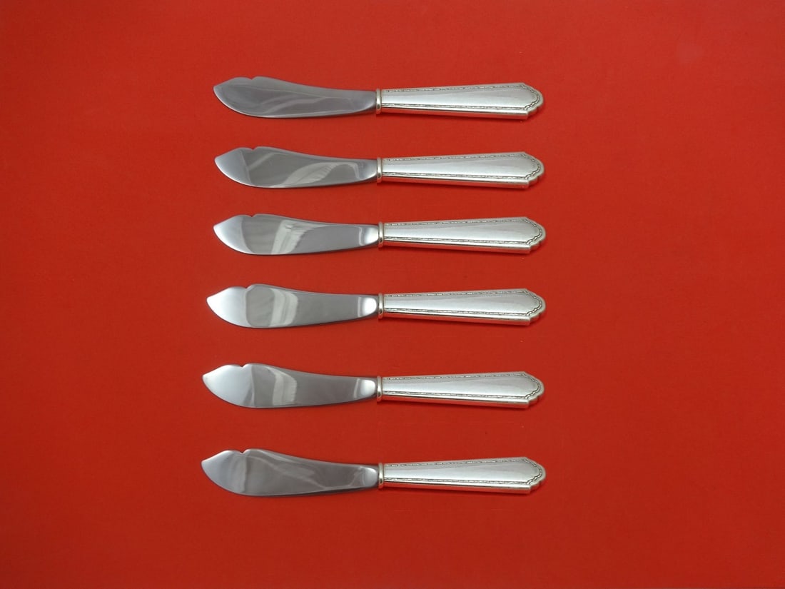 Lunt Sterling Silver William and Mary Trout Knife Set 6pc Custom 7.5": Lunt Sterling Silver William and Mary Trout Knife Set 6pc Custom 7.5" This exquisite 6-piece trout knife set in the William and Mary pattern by Lunt is crafted from sterling silver with a hollow handl