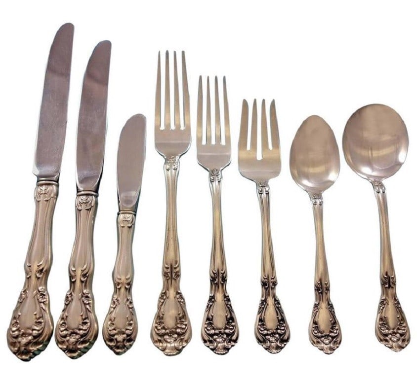 Alvin Chateau Rose Sterling Silver Flatware Set for 8 74 Pcs Bonus Chest: Alvin Chateau Rose Sterling Silver Flatware Set for 8 74 Pcs Bonus Chest Experience elegance with the Chateau Rose by Alvin Sterling Silver Flatware Set, designed for dinner service for eight. This ex