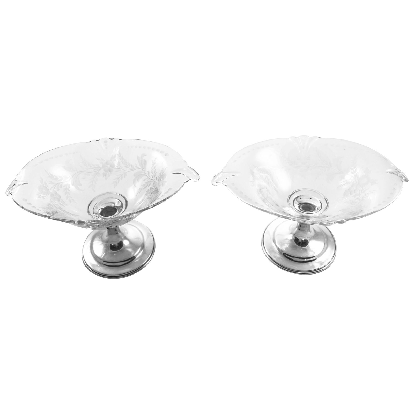 Rare Hawkes Crystal and Sterling Silver Oval Compotes Set of 2: Rare Hawkes Crystal and Sterling Silver Oval Compotes Set of 2 This exquisite set of two compotes showcases a stunning combination of crystal and sterling silver, crafted by the renowned Hawkes glass