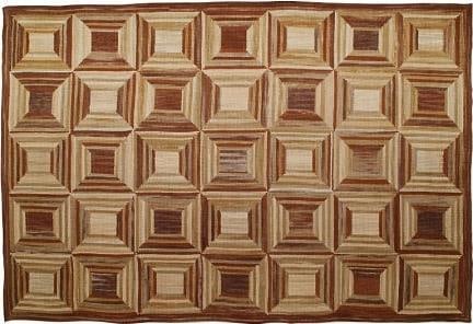 Early American Rug 4x6 Camp Sliding Rock Burlap Back: Early American Rug 4x6 Camp Sliding Rock Burlap Back Experience the charm of vintage aesthetics with this Timelessly Designed Vintage Style Rug, perfect for adding a touch of elegance to your home. Th