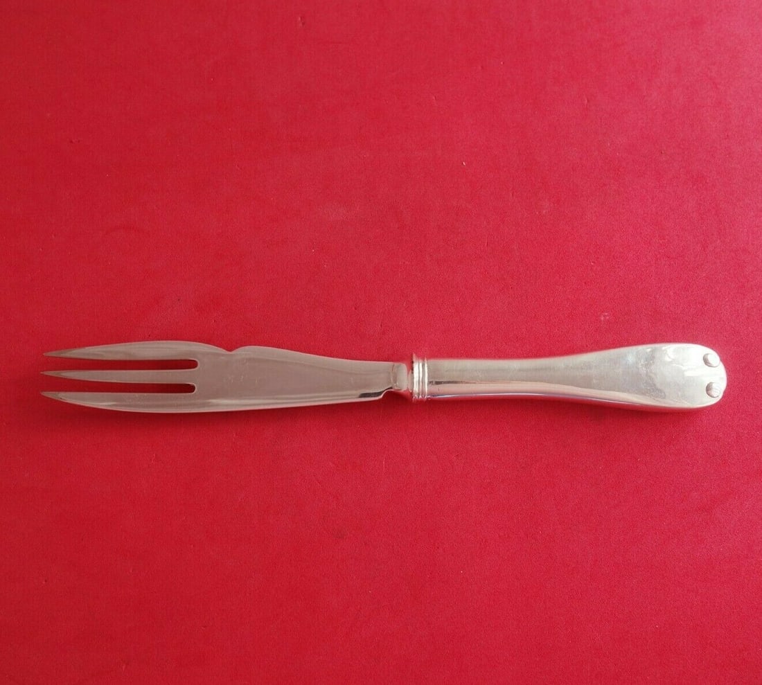 Tiffany & Co Flemish Sterling Silver Melon Fork Rare Antique 8.25": Tiffany & Co Flemish Sterling Silver Melon Fork Rare Antique 8.25" Discover a rare find with this Flemish pattern melon fork by Tiffany & Co., crafted in sterling silver. This exquisite piece features