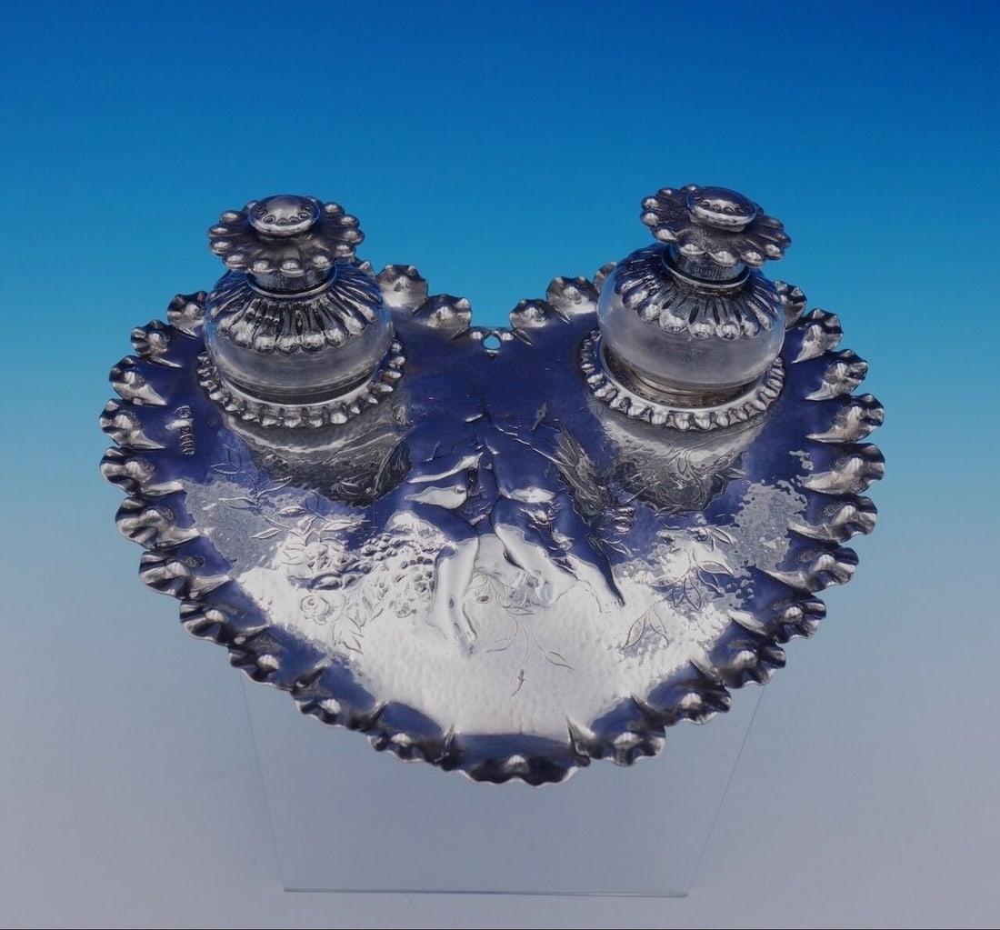 Edward Brown Sterling Silver 3pc Inkwell Set with Heart Tray: Edward Brown Sterling Silver 3pc Inkwell Set with Heart Tray This exquisite Edward Brown English sterling silver inkwell set is crafted from sterling silver and glass, dating back to the late 19th cen