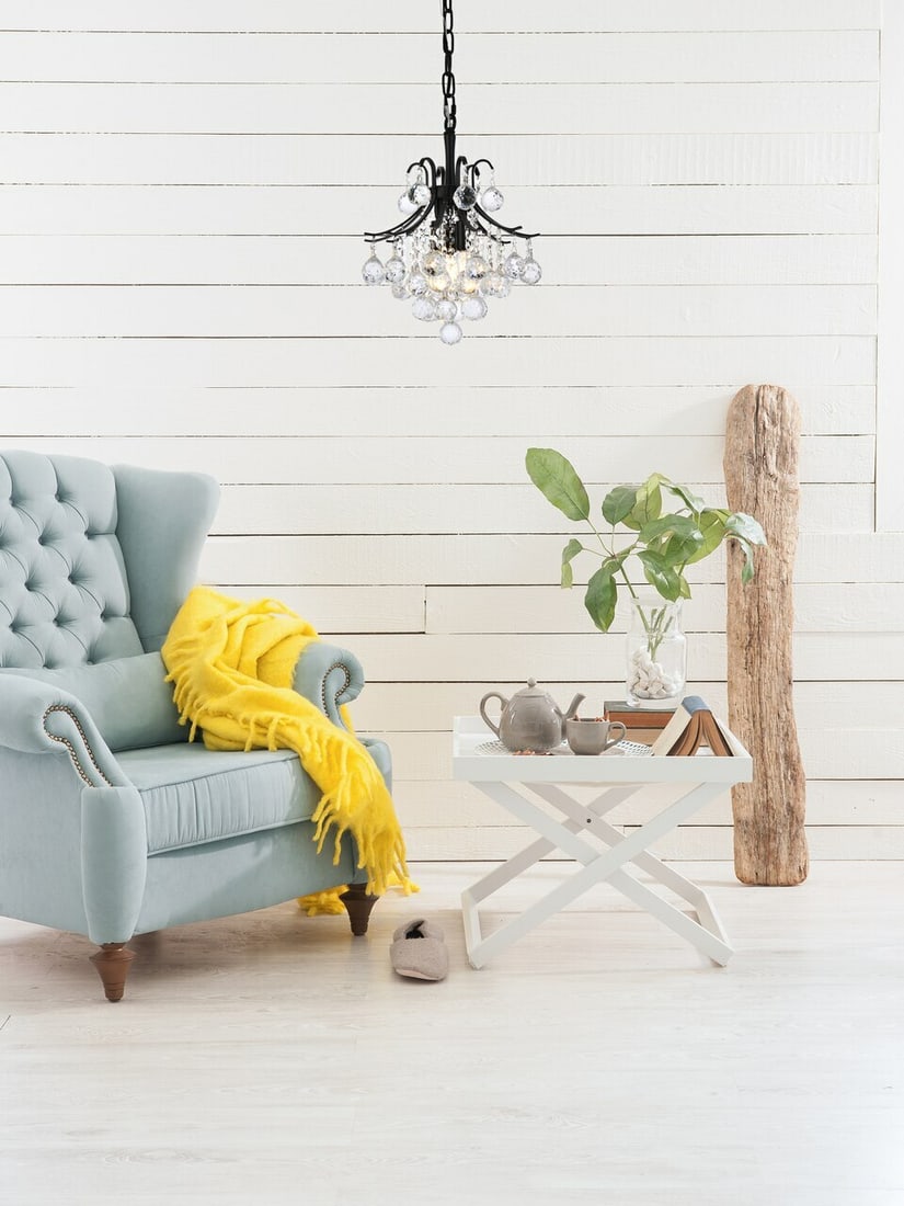 TOUREG Black Clear 3-Light Pendant Ceiling Light 12in: TOUREG Black Clear 3-Light Pendant Ceiling Light 12in Illuminate your space with this stunning Crystal Chandelier Light Fixture, featuring a contemporary design that makes it perfect for various setti