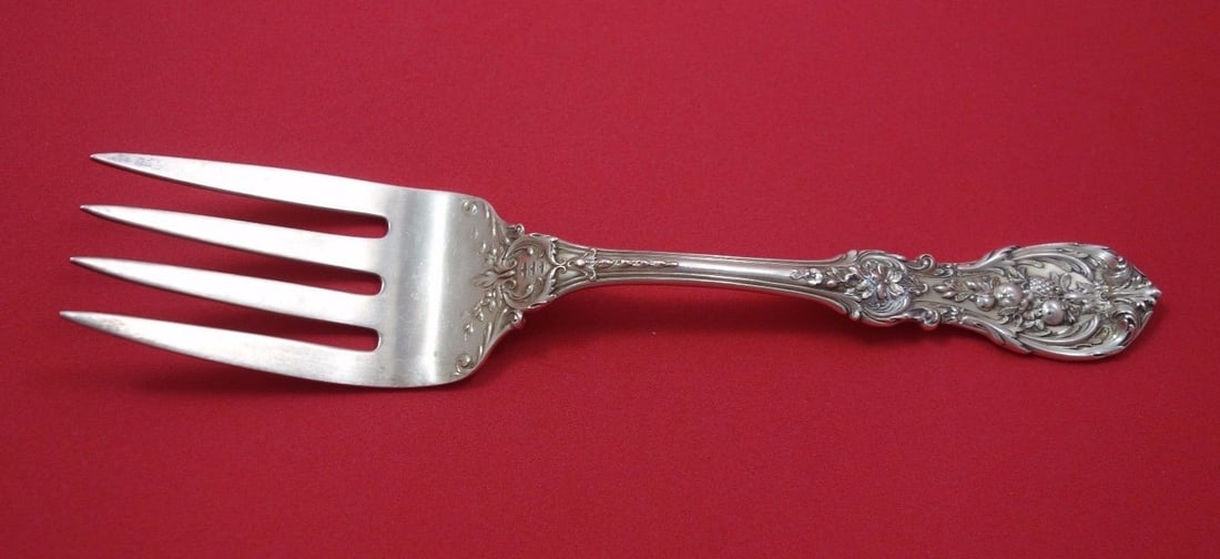 Rare 9 Inch Sterling Silver Vegetable Fork Francis I by Reed and Barton: Rare 9 Inch Sterling Silver Vegetable Fork Francis I by Reed and Barton This exquisite Francis I vegetable serving fork by Reed and Barton is a rare find for collectors and enthusiasts alike. Crafted