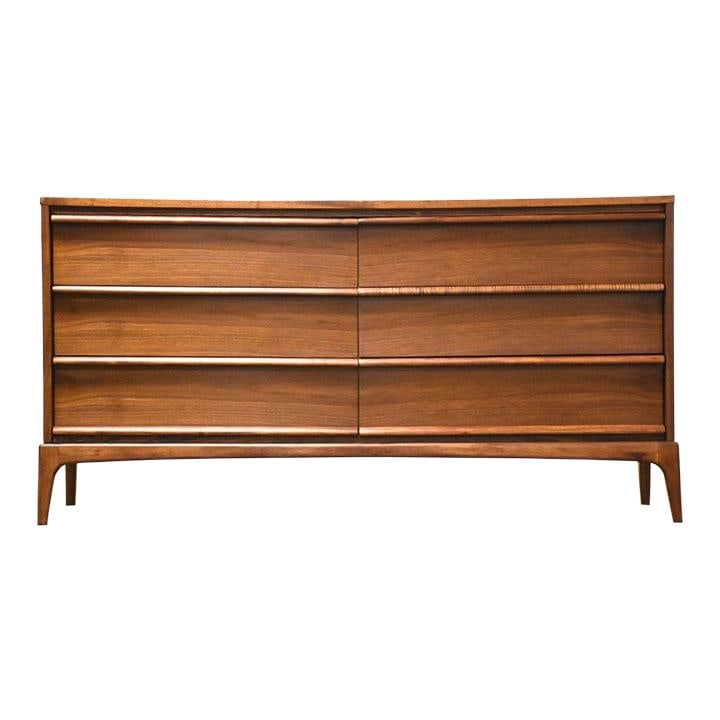 Lane Rhythm Walnut Mid Century Modern Dresser 60" Wide: Lane Rhythm Walnut Mid Century Modern Dresser 60" Wide This stunning mid-century modern dresser by Lane, known as the "Rhythm," showcases a sleek walnut finish that enhances its timeless appeal. Profe