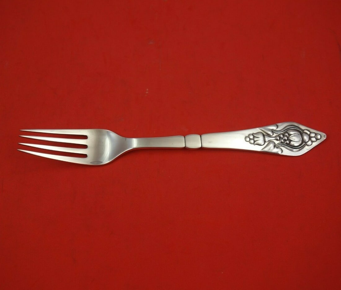 Georg Jensen Fuchsia Sterling Silver Dinner Fork 8 1/8 Inch: Georg Jensen Fuchsia Sterling Silver Dinner Fork 8 1/8 Inch This exquisite dinner fork is part of the Fuchsia pattern by renowned maker Georg Jensen. Crafted from high-quality sterling silver, this pi