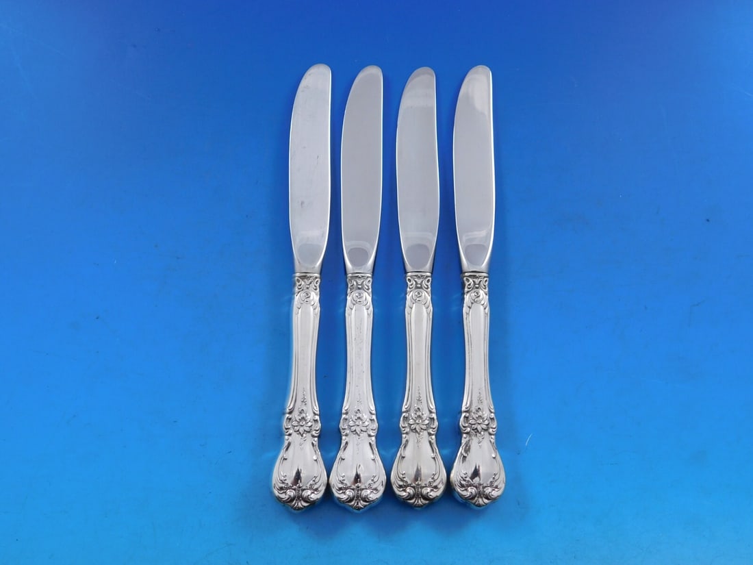 Towle Old Master Sterling Silver Butter Spreaders Set of 4 6.5 Inch: Towle Old Master Sterling Silver Butter Spreaders Set of 4 6.5 Inch Enhance your dining experience with this exquisite set of four butter spreaders from Towle's Old Master pattern. Crafted from sterli