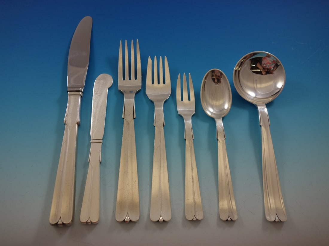 Hans Hansen Baronet Sterling Silver Flatware Set 90 Pieces Mid-Century Modern: Hans Hansen Baronet Sterling Silver Flatware Set 90 Pieces Mid-Century Modern Discover the elegance of the Baronet (also known as Arvesolv) flatware set by Hans Hansen, a stunning example of Mid-Centu