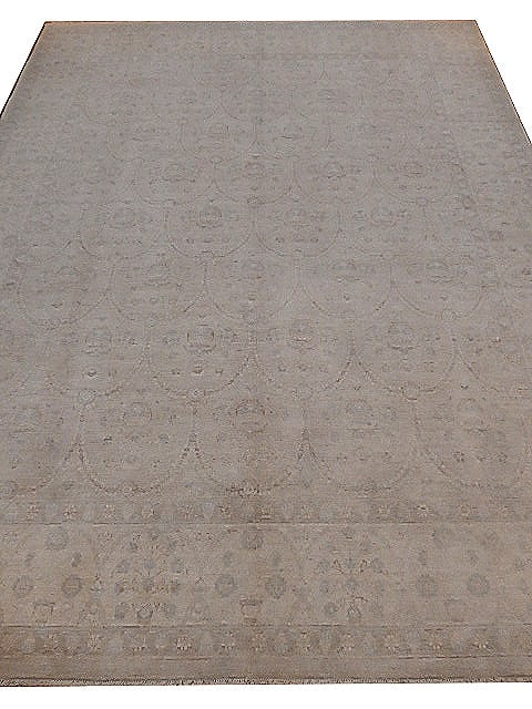 Fine Chobi Peshawar Rug 7.10 x 10.1 ft Grey Handcrafted in Pakistan: Fine Chobi Peshawar Rug 7.10 x 10.1 ft Grey Handcrafted in Pakistan Free continental US Shipping Enhance your space with this exquisite 7.10 x 10.1 grey vegetable dyed fine Chobi Peshawar rug, crafted