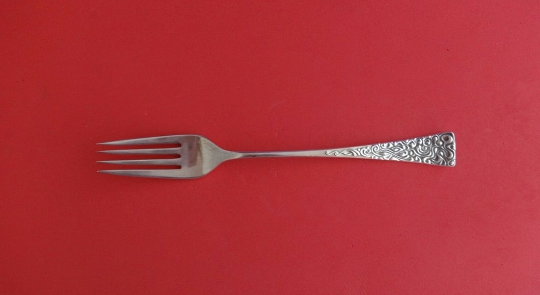 Reed and Barton Tapestry Sterling Silver Fork 7.5 Inch Flatware: Reed and Barton Tapestry Sterling Silver Fork 7.5 Inch Flatware This exquisite Tapestry regular fork from Reed and Barton is crafted from high-quality sterling silver, measuring 7 1/2 inches in length