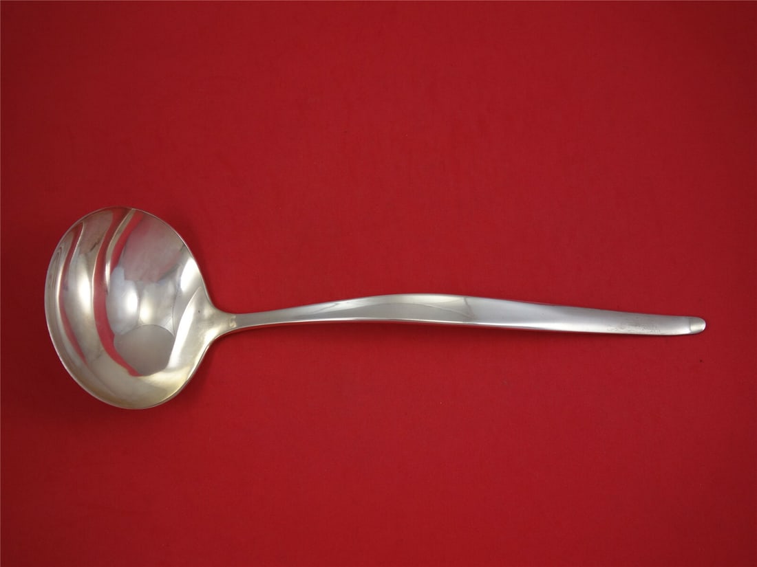 Rare Towle Contour Sterling Silver Soup Ladle 12 inches: Rare Towle Contour Sterling Silver Soup Ladle 12 inches This exquisite soup ladle from the Contour pattern by Towle is a rare find for collectors and enthusiasts alike. Measuring 12 inches, this ladle