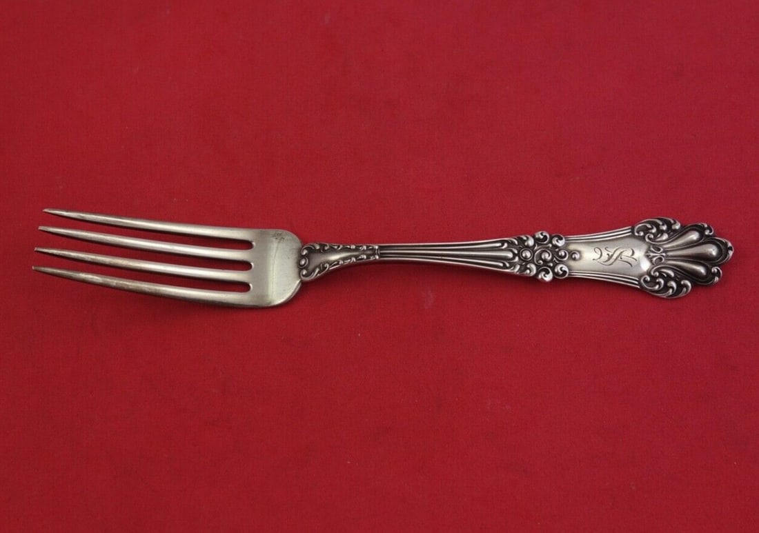 Watson Olympia Sterling Silver Fork 6 3/4 Inch Monogrammed: Watson Olympia Sterling Silver Fork 6 3/4 Inch Monogrammed This exquisite fork is part of the Olympia pattern by Watson, crafted from high-quality sterling silver. Measuring 6 3/4 inches, this regular