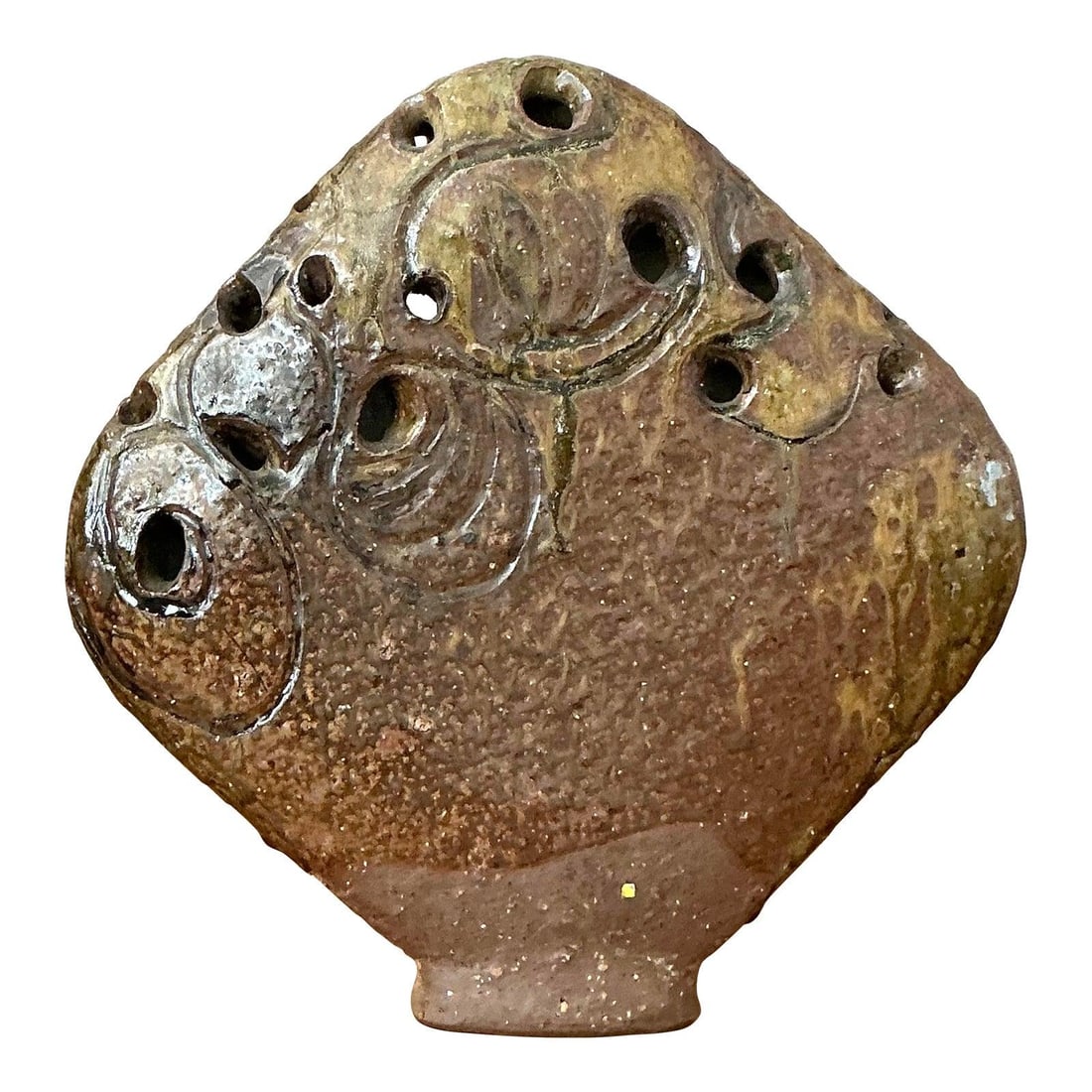 Vintage Brutalist Studio Pottery Flower Frog Vase Signed 10.5 x 11: Vintage Brutalist Studio Pottery Flower Frog Vase Signed 10.5 x 11 Discover the striking beauty of this Vintage Boho Original Studio Pottery Flower Frog Vase, a remarkable piece of Brutalist design. H