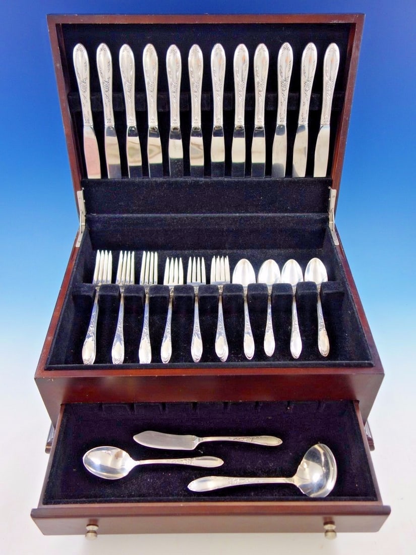 Oneida Virginian Sterling Silver Flatware Set for 12 - 51 Pieces with Storage Chest: Oneida Virginian Sterling Silver Flatware Set for 12 - 51 Pieces with Storage Chest Enhance your dining experience with the Virginian by Oneida Sterling Silver Flatware Service for 12. This exquisite