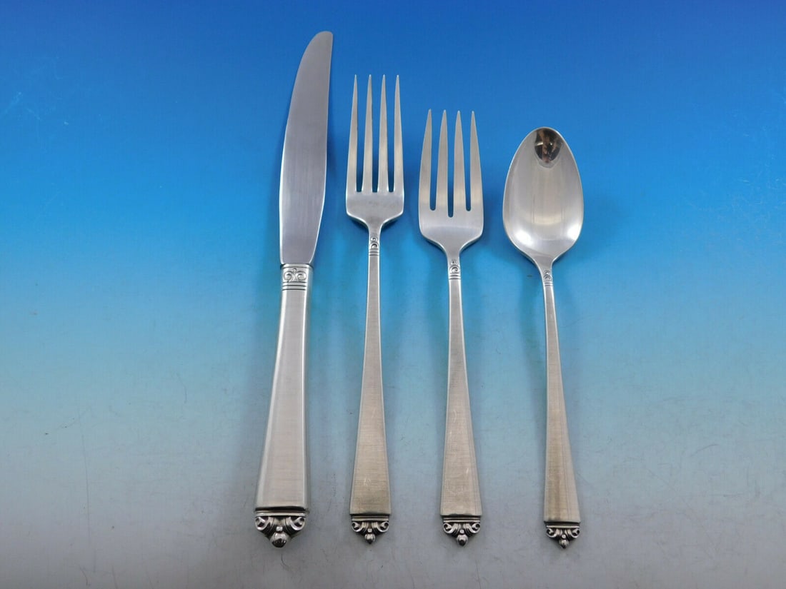 Oneida Satin Beauty Sterling Silver 4-Piece Place Setting: Oneida Satin Beauty Sterling Silver 4-Piece Place Setting Enhance your dining experience with this elegant 4-piece place setting from Oneida's Satin Beauty collection. Crafted from high-quality sterli